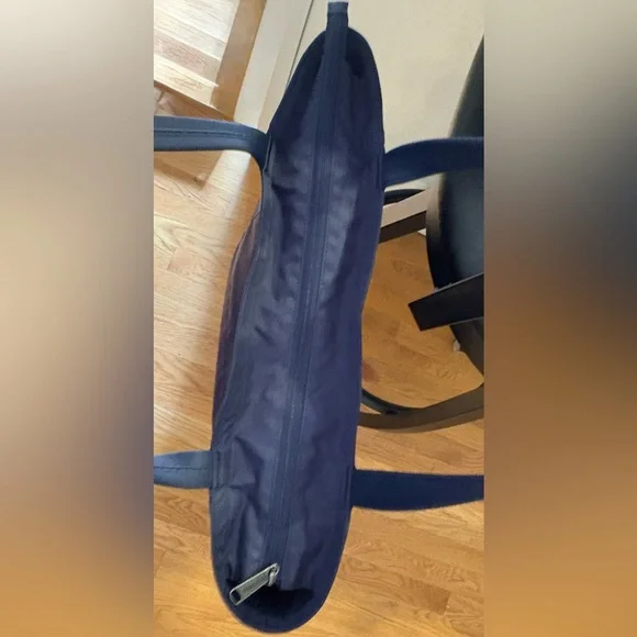 Herschel Retreat Tote Navy Blue 20L - Picture 5 of 8